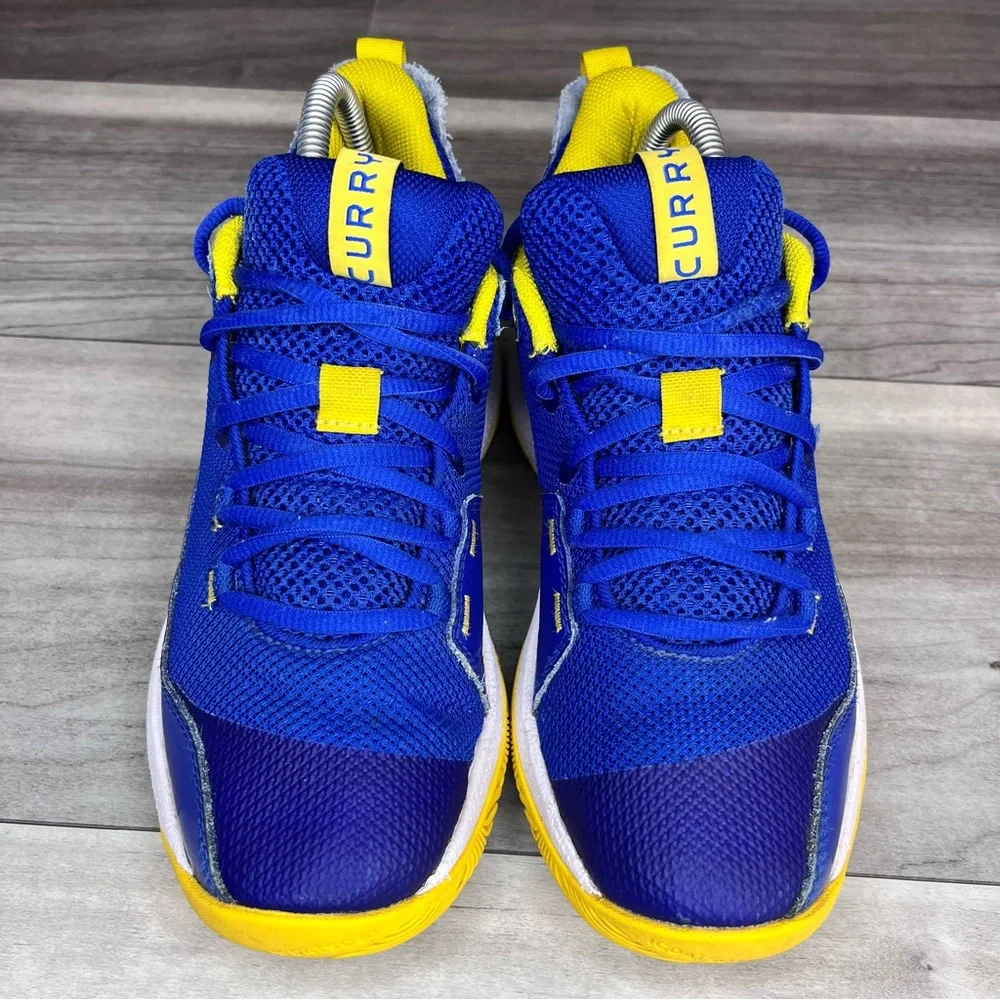 Under Armour Curry 3Z5 NM Basketball Shoes Kids 6Y or women’s 7.5 Sneakers